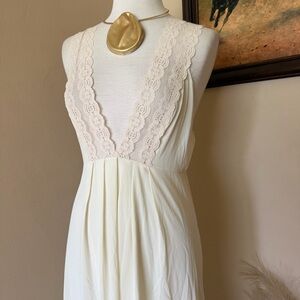 Sans Souci Cream Lace-Trim Chemise